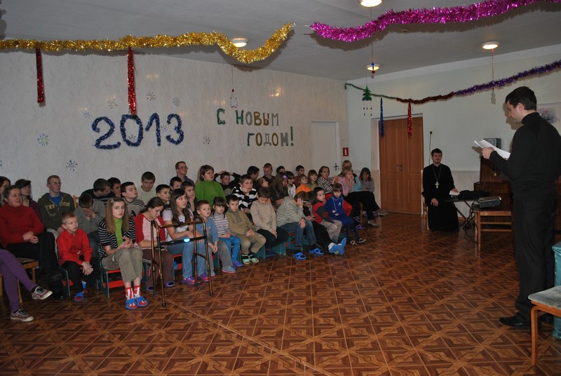 12 января 2013г. Братчики поздравили воспитанников Волковысского детского дома