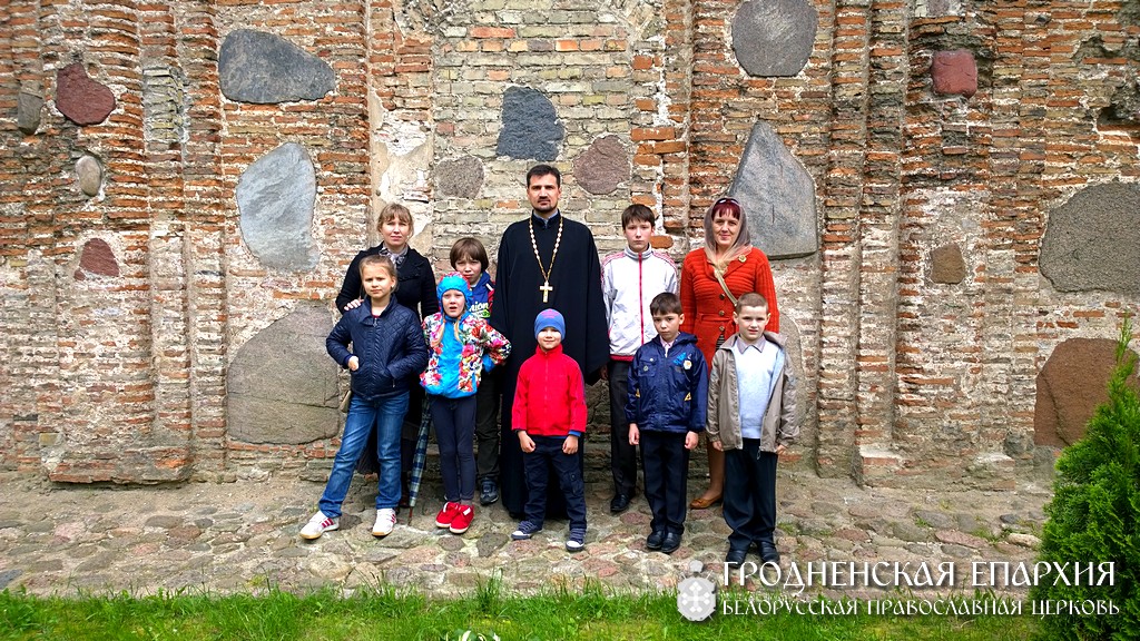 1 июня 2014 года. Ученики воскресной школы «Анелкi» посетили Коложскую церковь