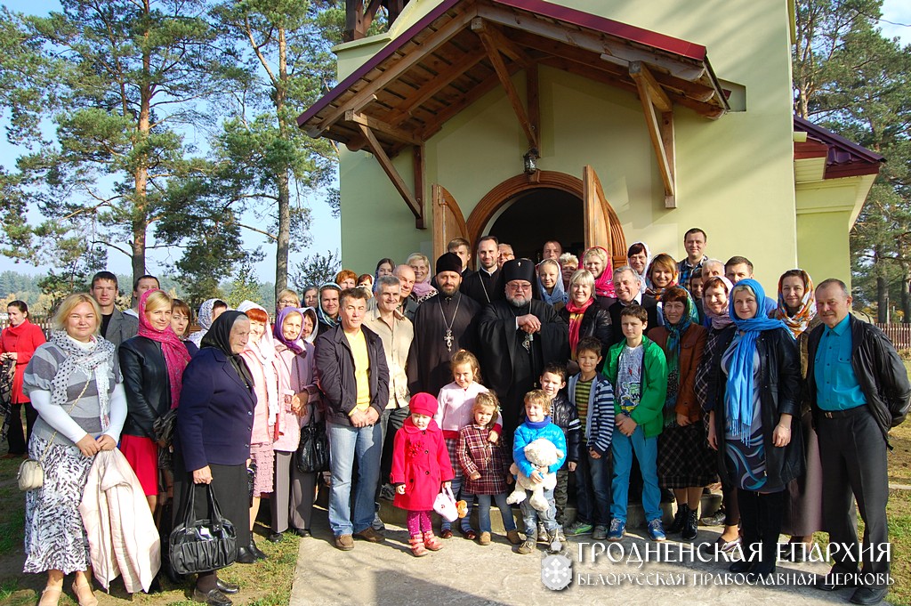 12 октября 2014 года. Архиепископ Артемий совершил литургию в храме Софии Слуцкой деревни Коробчицы