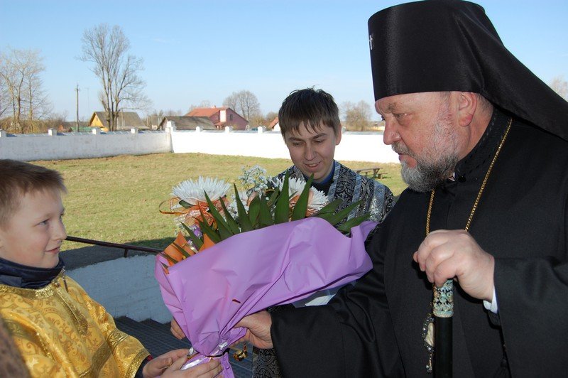Архиепископ Артемий совершил Литургию Преждеосвященных Даров в д.Дубно