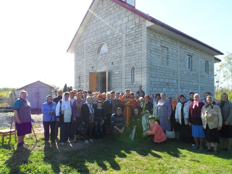 Праздничное богослужение в деревне Гущицы