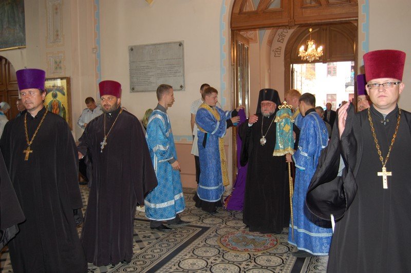 Накануне праздника Успения Богородицы архиепископ Артемий совершил всенощное бдение в кафедральном соборе Гродно