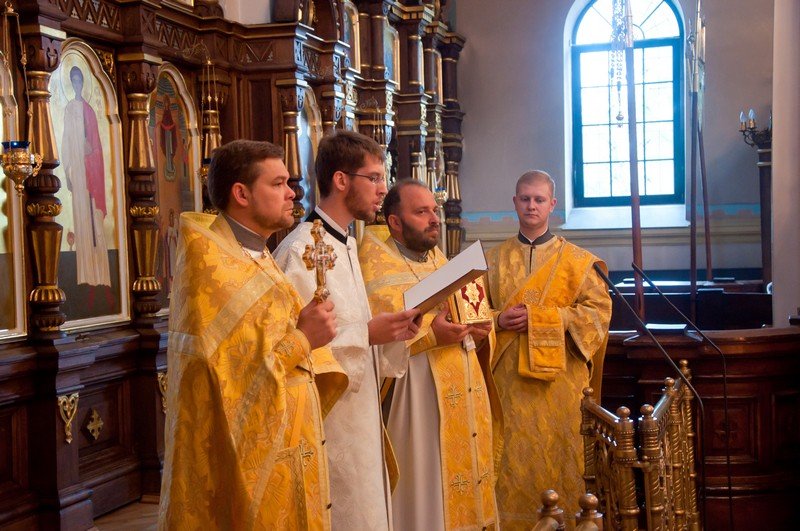 Архиепископ Артемий совершил священническую хиротонию диакона Кирилла Кубрака