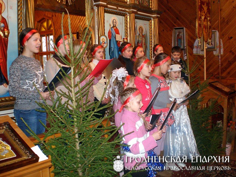 Рождественский утренник в храме святого Александра Невского поселка Вороново
