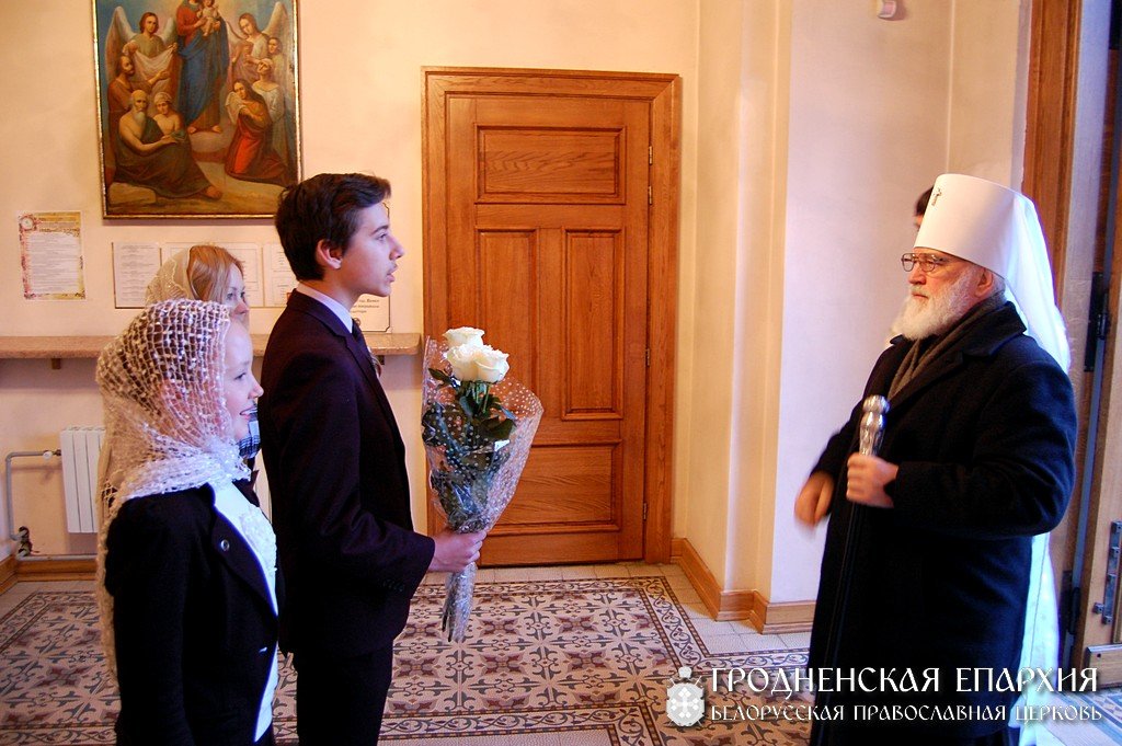 Патриарший Экзарх всея Беларуси совершил литургию и панихиду в Покровском кафедральном соборе города Гродно