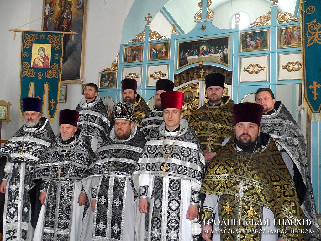 Соборное богослужение духовенства Скидельского благочиния