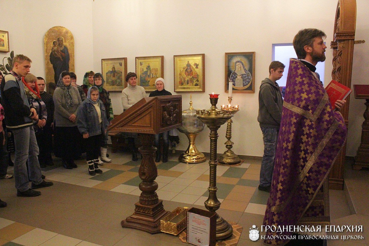 В домовом храме Кирилла Туровского состоялась Божественная литургия для людей с особенностями психофизического развития