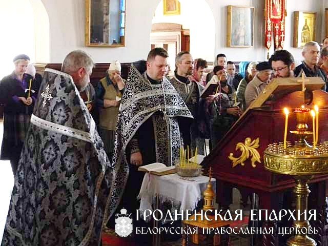 В Свято-Владимирском храме было совершено Таинство Соборования