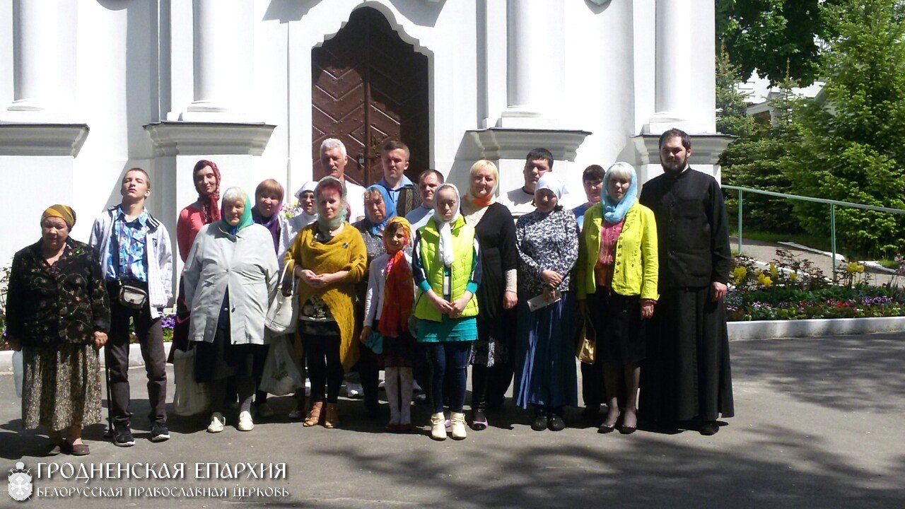 Приход Архангела Михаила города Скиделя организовал паломническую поездку для подопечных Центра дневного пребывания инвалидов