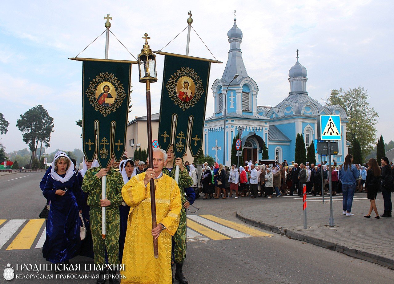 Благадатны агонь ад Гроба Гасподняга прыбыў у Шчучын