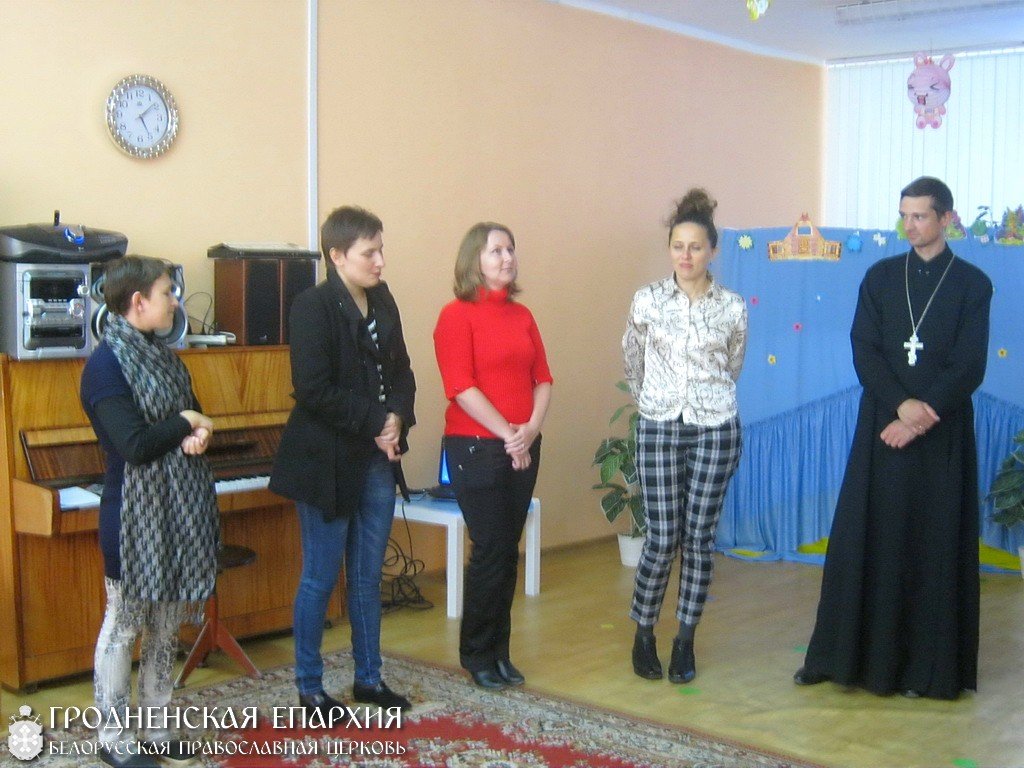 Мероприятие, посвященное Дню матери в детском саду №7 Волковыска