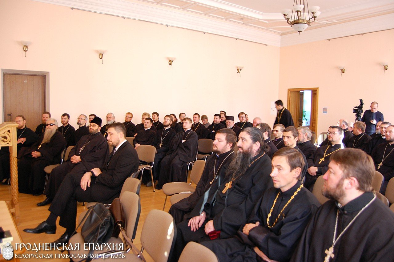 В Гродно состоялся семинар для духовенства, посвященный проблеме суицида