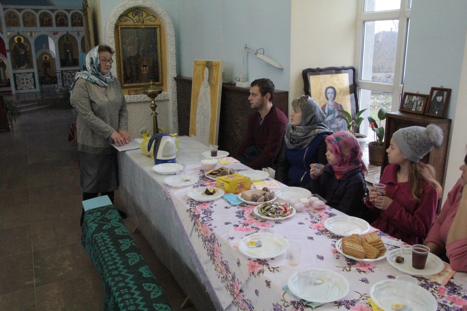 В храме Успения состоялось первое собрание родителей учеников, посещающих урок «Религия» в Коптевской школе