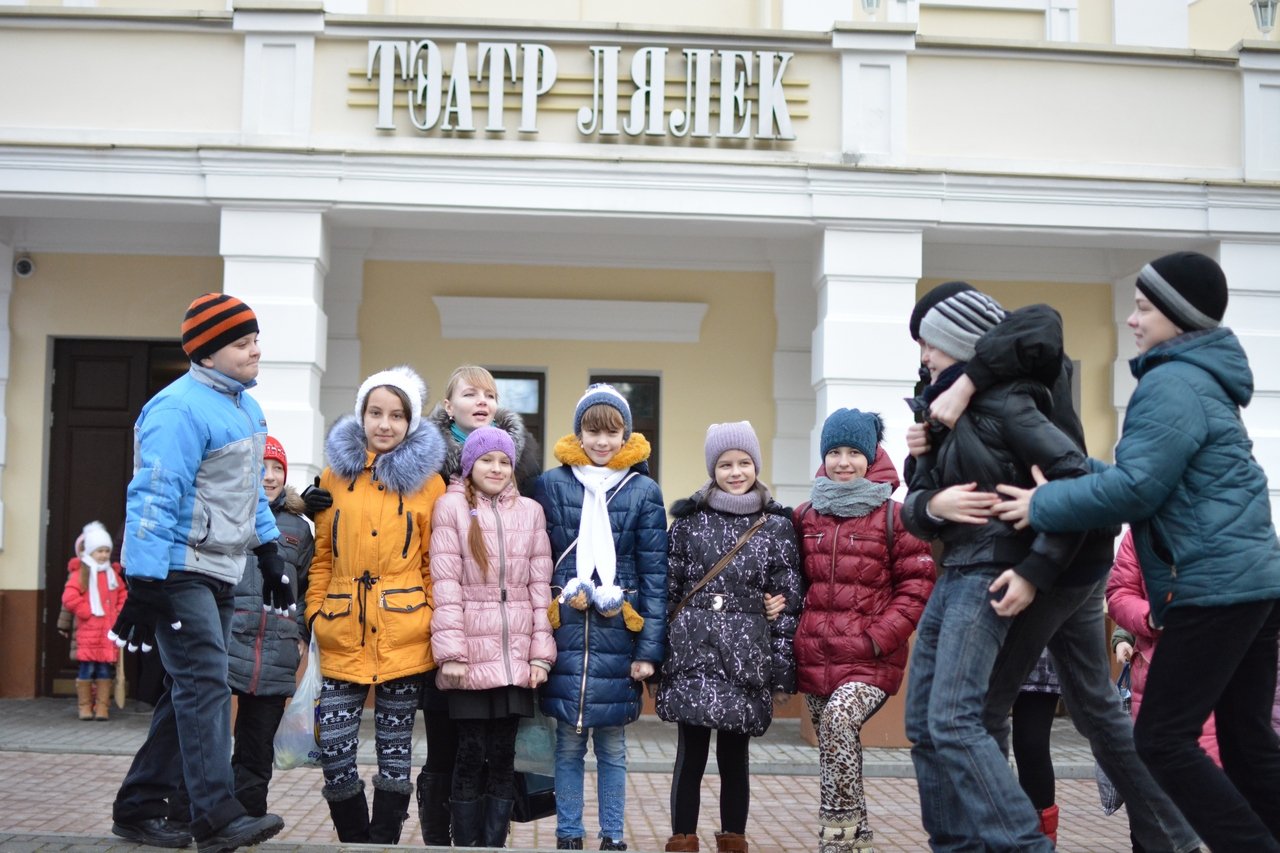 Учащиеся воскресной школы при кафедральном соборе Гродно посетили представление кукольного театра