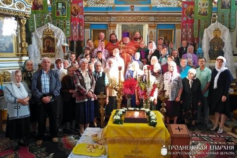 В деревне Самуйловичи состоялось соборное богослужение Мостовского благочиния