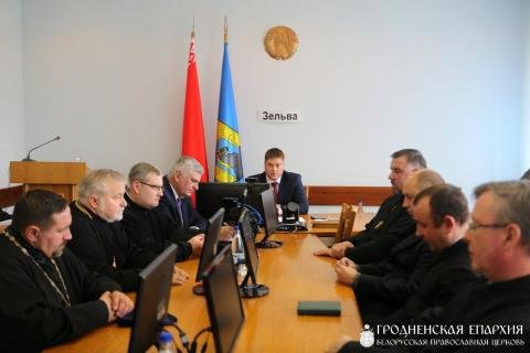 Состоялась встреча руководства Зельвенского района со священнослужителями