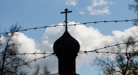Рожденные в года глухие: белорусские святые 20-го века