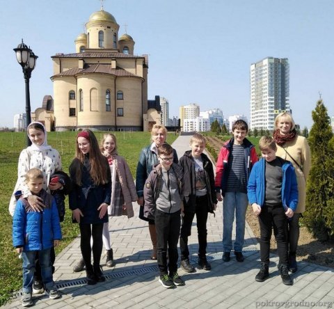 Ученики воскресной школы Покровского собора посетили храм в честь Собора Всех Белорусских Святых