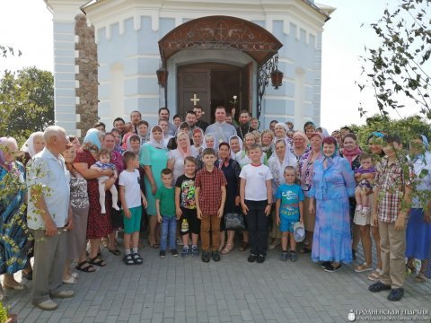 Соборное богослужение в деревне Первомайская