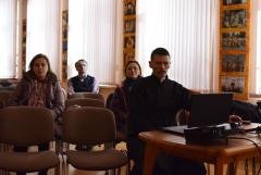 В родительском клубе Покровского собора прошла беседа о защите жизни и семейных ценностей