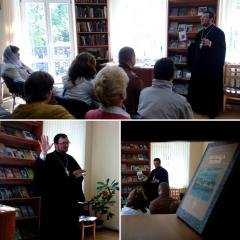 Настоятель Покровского собора рассказал о новых книгах в приходской библиотеке