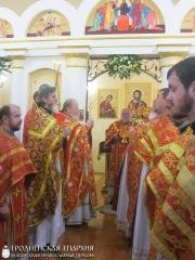 Архиепископ Артемий совершил литургию в малом храме прихода святых Мефодия и Кирилла города Волковыска