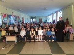 Встреча со священником в школе №1 Скиделя