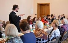Слушатели катехизаторских курсов при Покровском соборе совершили совместную агапу