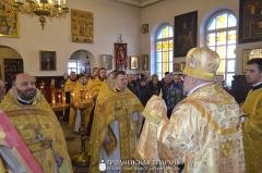 В день памяти благоверного князя Александра Невского архиепископ Артемий совершил литургию в Свято-Владимирской церкви города Гродно