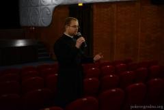 Клирик Покровского собора провел беседу со школьниками в кинотеатре "Космос"