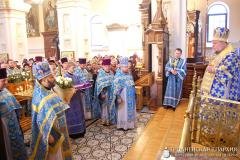 В день Сретения Господня архиепископ Артемий совершил литургию в кафедральном соборе города Гродно В день Сретения Господня архиепископ Артемий совершил литургию в кафедральном соборе города Гродно