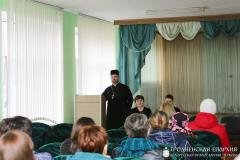 Священник принял участие в общешкольном собрании в Зельвенской школе