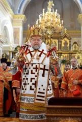 Архиепископ Артемий возглавил Пасхальную вечерню в кафедральном соборе города Гродно