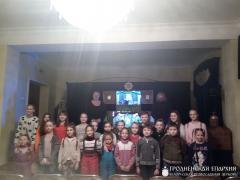 Воспитанники воскресной школы агрогородка Обухово посетили рождественскую выставку и батлейку в Гродненском музее истории религии