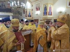 Архиепископ Артемий совершил литургию в малом храме прихода святых равноапостольных Мефодия и Кирилла города Волковыска