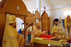 Архиепископ Артемий совершил литургию в домовой церкви Архиерейского Подворья