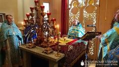 В храме Святой Троицы состоялось соборное богослужение Зельвенского благочиния