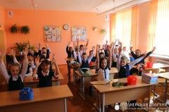 Благочинный Зельвенского округа посетил гимназию №1