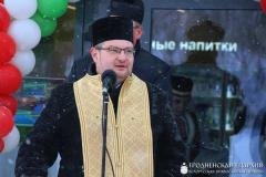 Священник принял участие в открытии обновленной заправочной станции в поселке Зельва