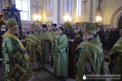 Архиепископ Артемий совершил литургию в малом храме прихода Серафима Жировичского города Гродно