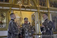Архиепископ Артемий совершил Литургию Преждеосвященных Даров в храме поселка Острино
