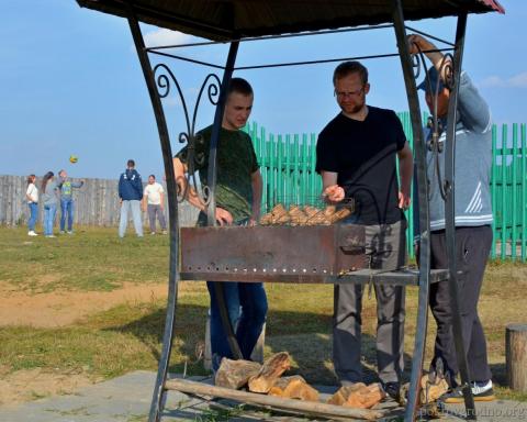 Свято-Покровский кафедральный собор Гродно, молодежное братство, Паломничество, Жировичи