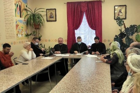 Состоялось собрание прихода храма святых Бориса и Глеба на Коложе