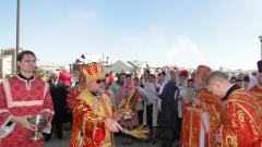 6 мая 2013г. Архиепископ Артемий совершил литургию в храме вмч. Георгия Победоносца г.п.Красносельск