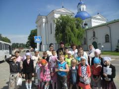 5 июня 2013г. Паломничество  учащихся кружка «Основы православной культуры»  г.п.Пограничный в Жировичский монастырь