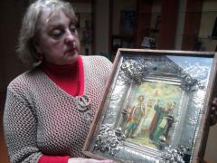 24 сентября 2013г. Священник передал икону в дар школьному музею христианских ценностей