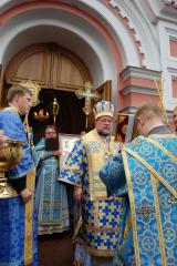 14 октября 2013г. В праздник Покрова Пресвятой Богородицы архиепископ Артемий совершил литургию в кафедральном соборе Гродно