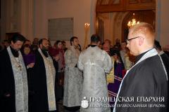 6 января 2013г. В канун Рождества Христова архиепископ Артемий возглавил великое повечерие с утреней в кафедральном соборе города Гродно