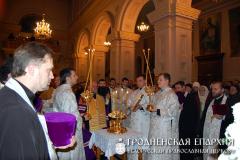 6 января 2013г. В канун Рождества Христова архиепископ Артемий возглавил великое повечерие с утреней в кафедральном соборе города Гродно
