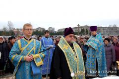 15 февраля 2014 года. В праздник Сретения Господня архиепископ Артемий совершил литургию и освятил крест и купол храма в честь великомученика Пантелеимона 15 февраля 2014 года. В праздник Сретения Господня архиепископ Артемий совершил литургию и освятил крест и купол храма в честь великомученика Пантелеимона